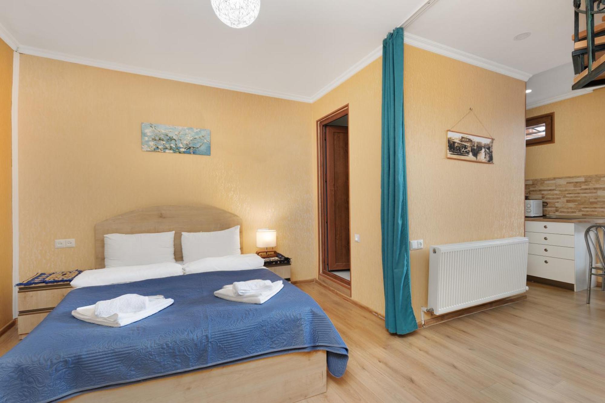 Apartments With Wine Cellar In Old Tbilisi Luaran gambar