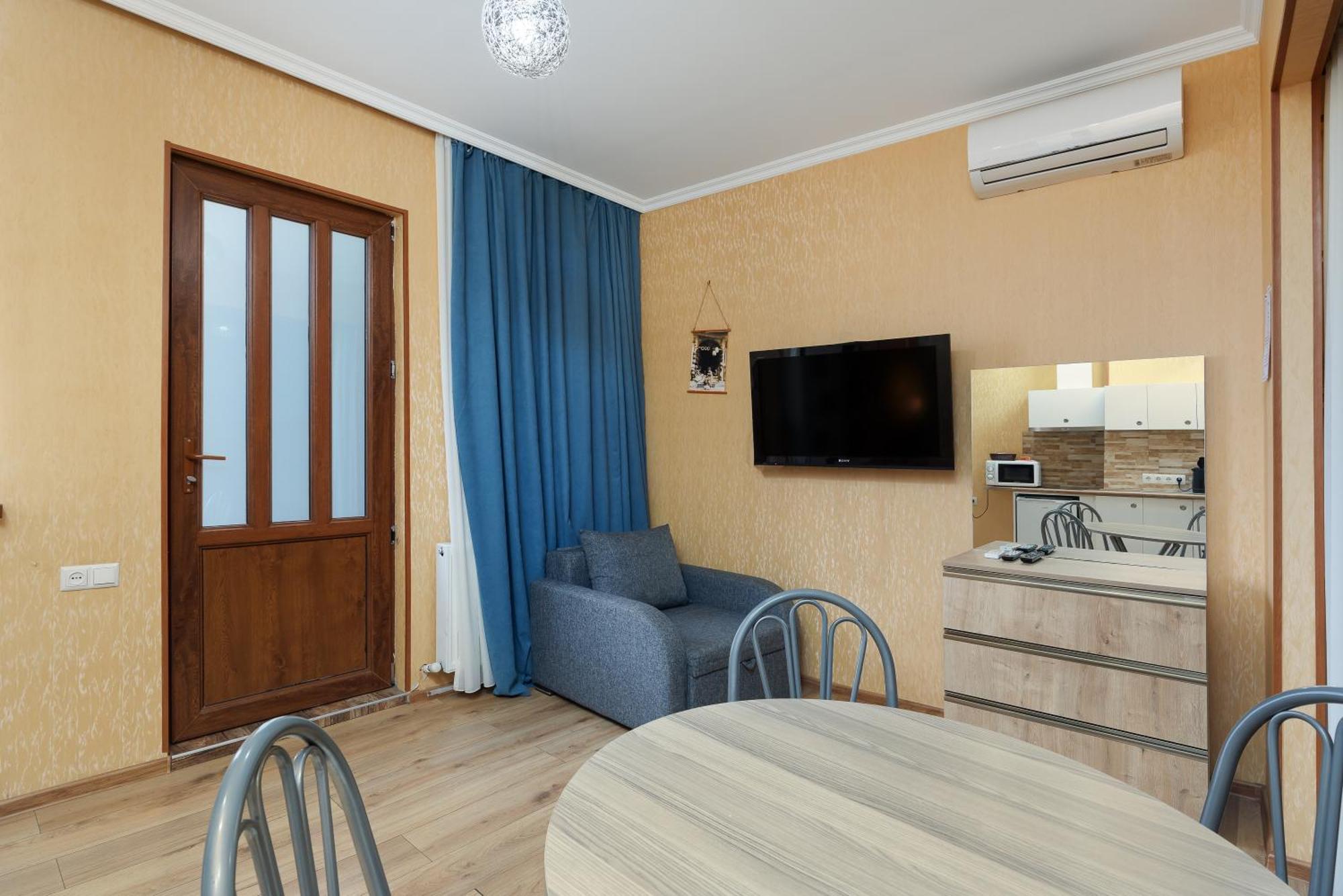 Apartments With Wine Cellar In Old Tbilisi Luaran gambar