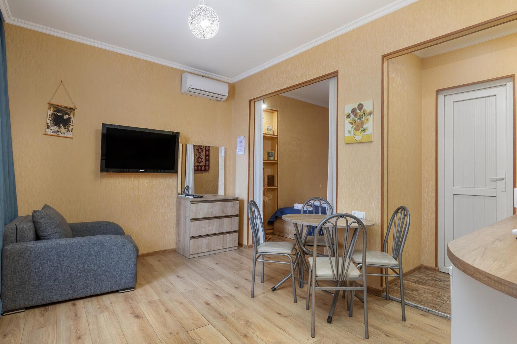 Apartments With Wine Cellar In Old Tbilisi Luaran gambar