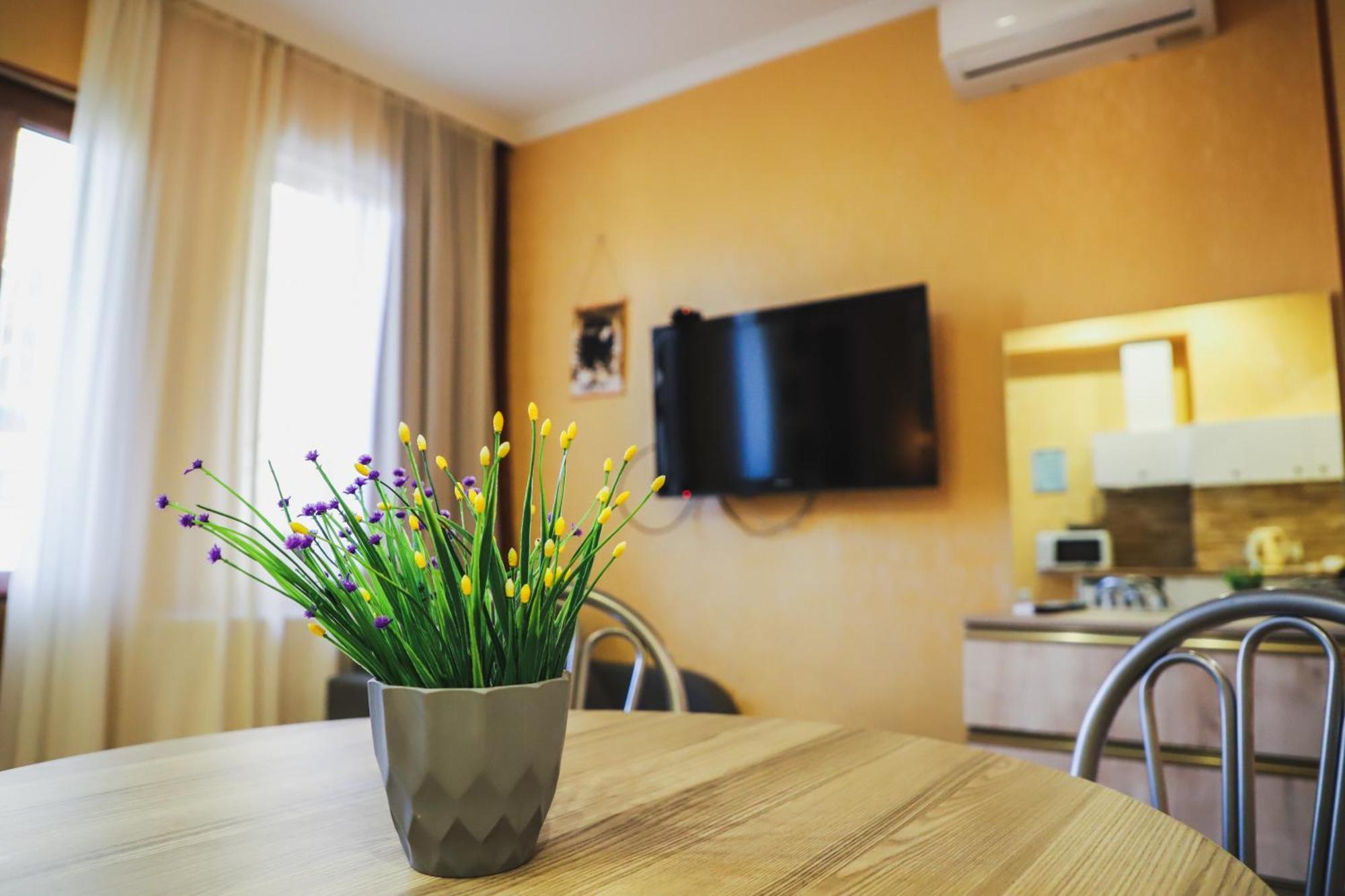 Apartments With Wine Cellar In Old Tbilisi Luaran gambar