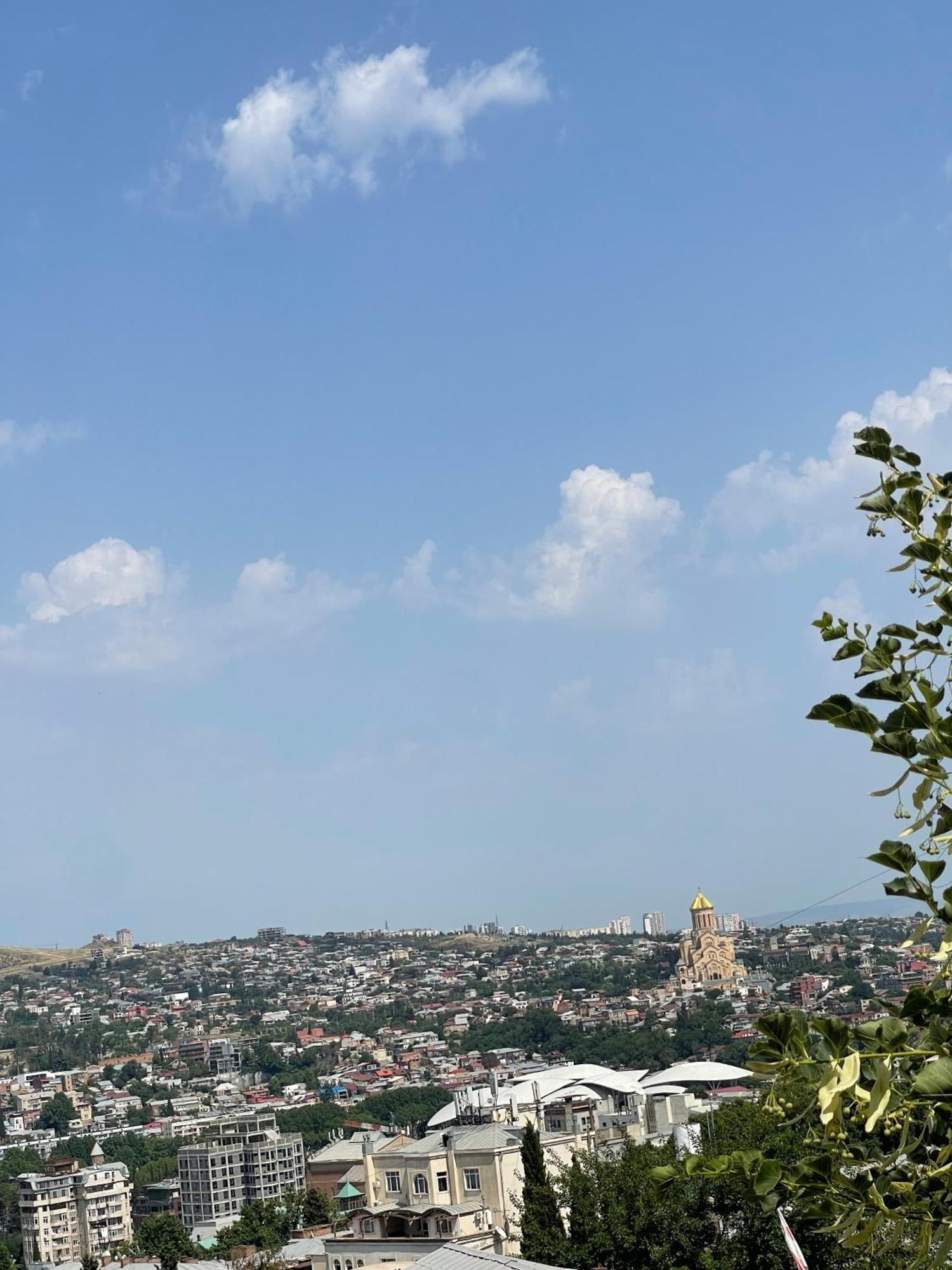 Apartments With Wine Cellar In Old Tbilisi Luaran gambar