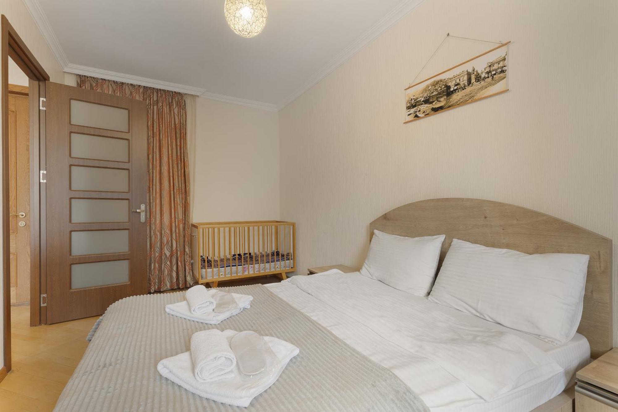 Apartments With Wine Cellar In Old Tbilisi Luaran gambar