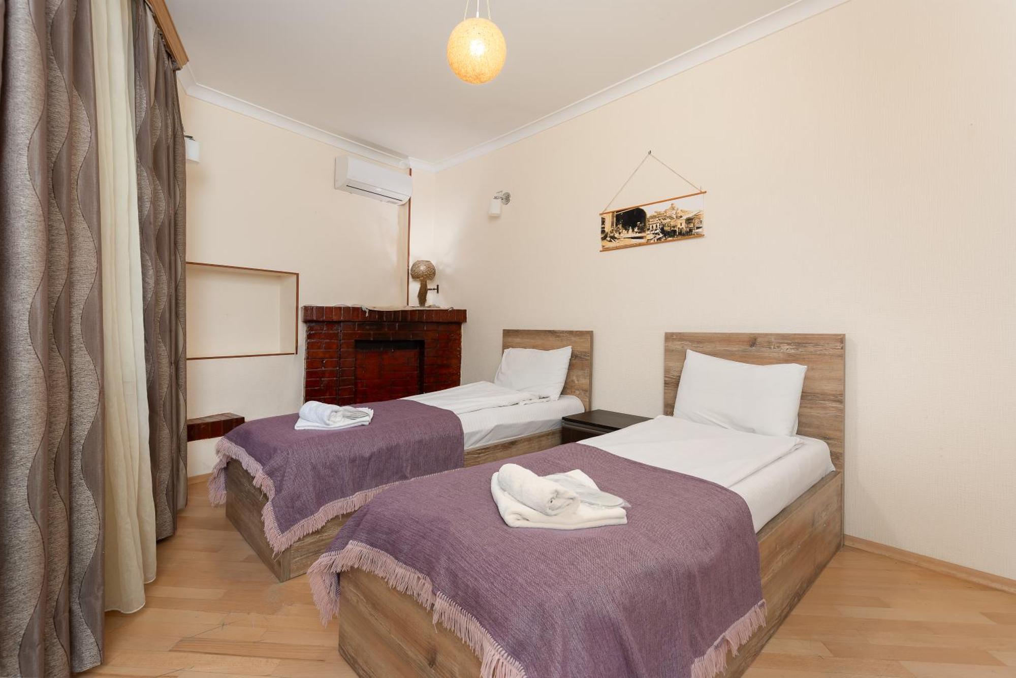 Apartments With Wine Cellar In Old Tbilisi Luaran gambar